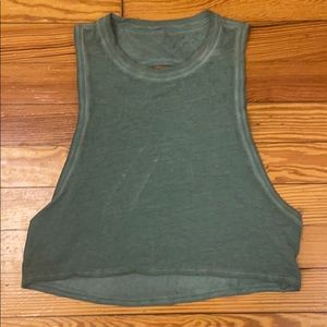 Lululemon slit back crop Size 2